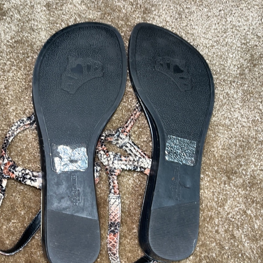 Fergalicious by Fergie - Picture 2 of 4